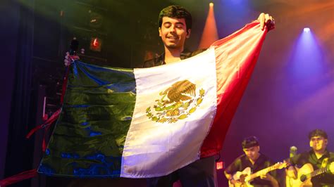 Ivan Cornejo: Conquering Hearts at Cơn Sóng Latin Music Festival!